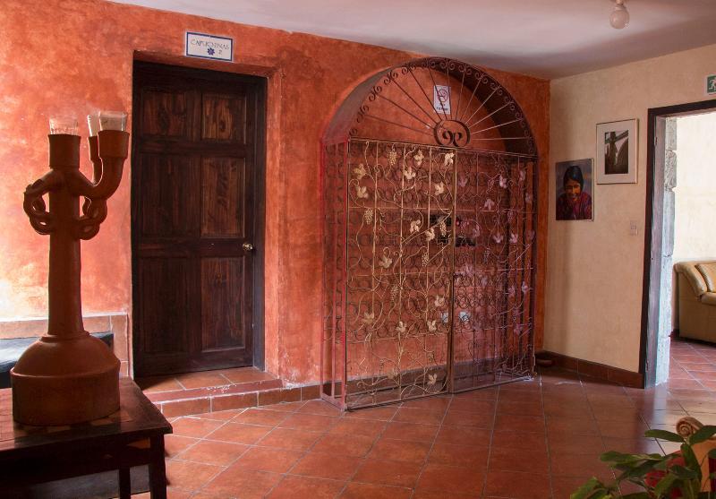 Hotel Y Galeria Uxlabil أنتيغوا غواتيمالا المظهر الخارجي الصورة